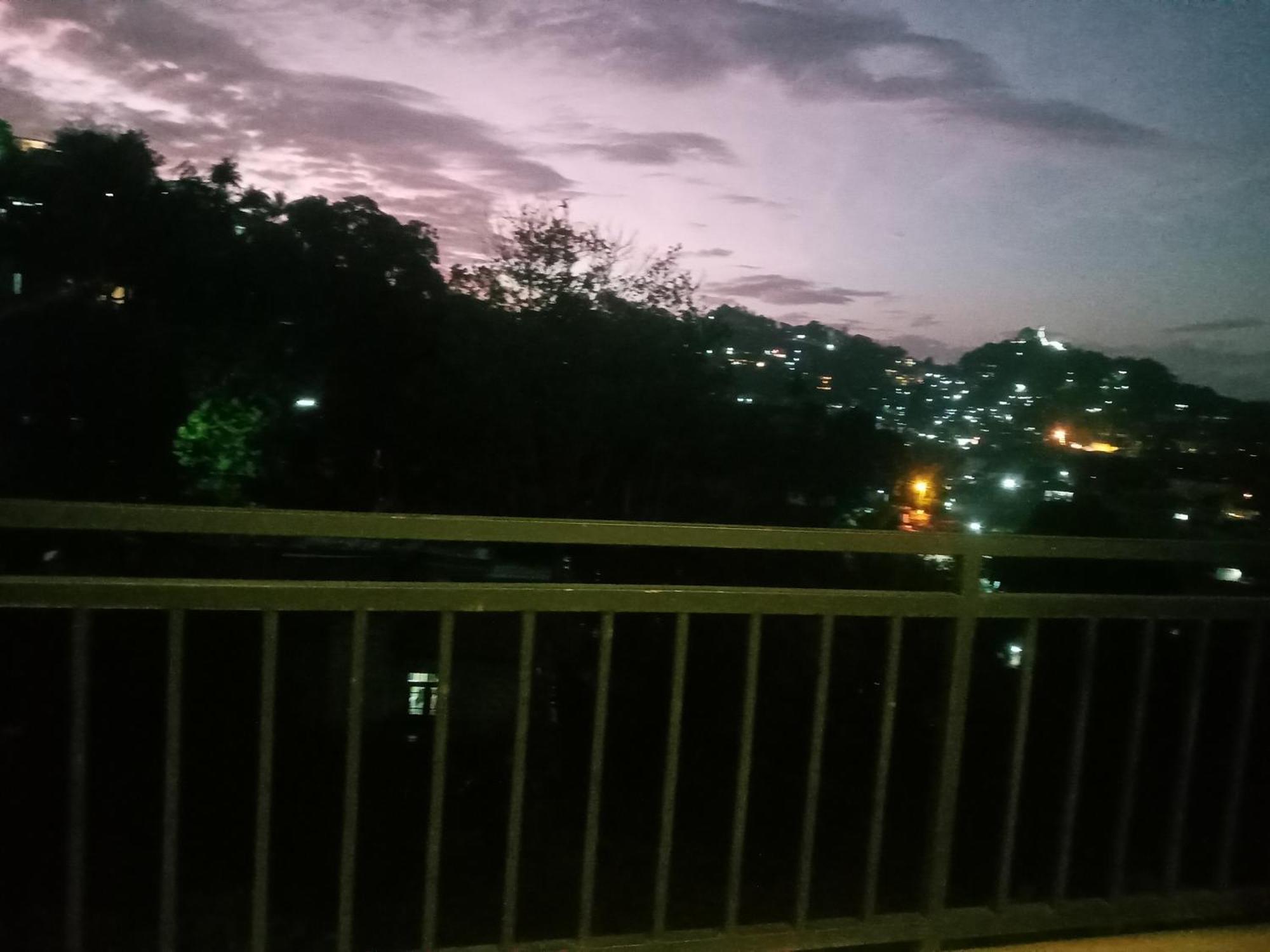 Kelum Homestay Kandy Buitenkant foto
