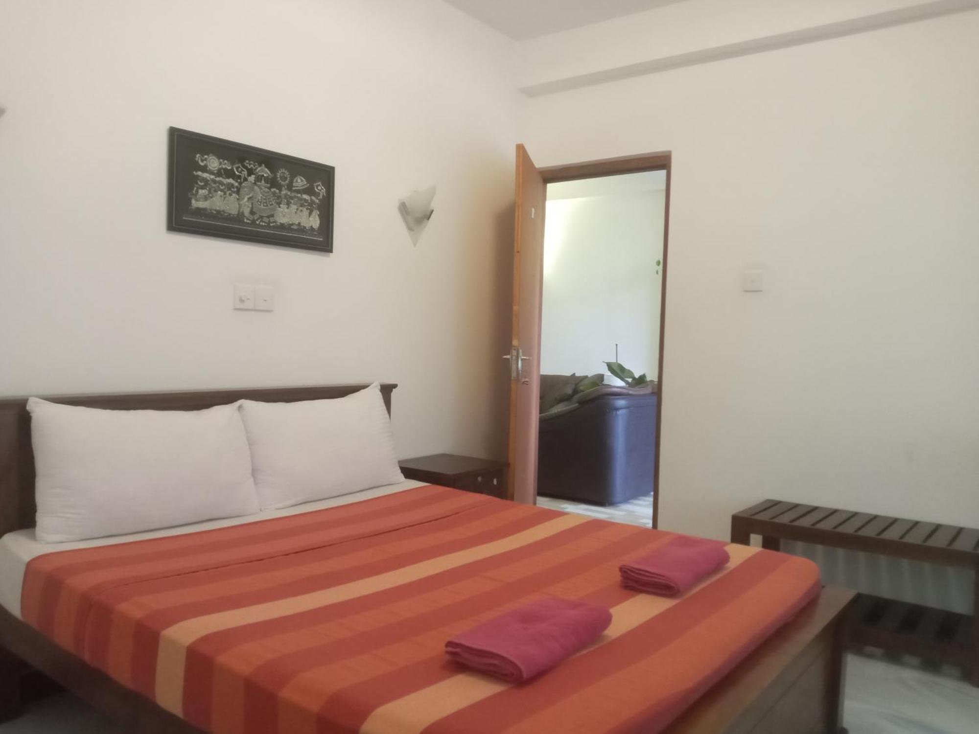 Kelum Homestay Kandy Buitenkant foto