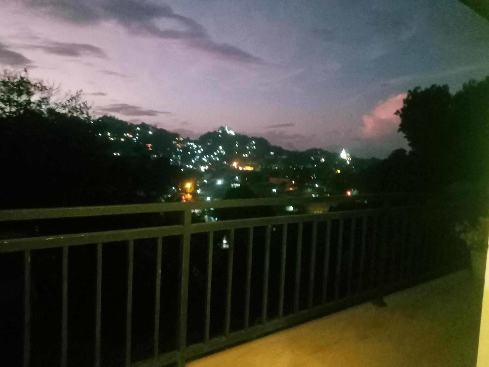Kelum Homestay Kandy Buitenkant foto