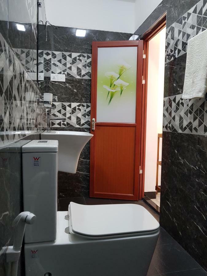 Kelum Homestay Kandy Buitenkant foto